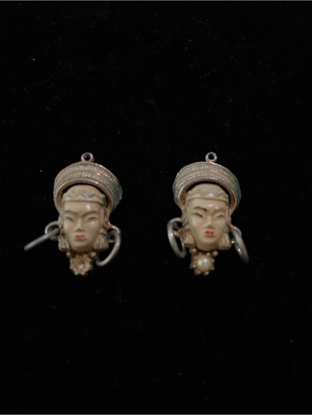 Vintage Woman Face Drop Earrings - Cream and Gold Tones